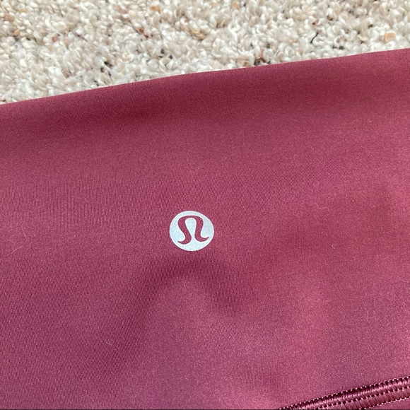 Lululemon In Movement Crop Everlux 19” - Picture 5 of 7